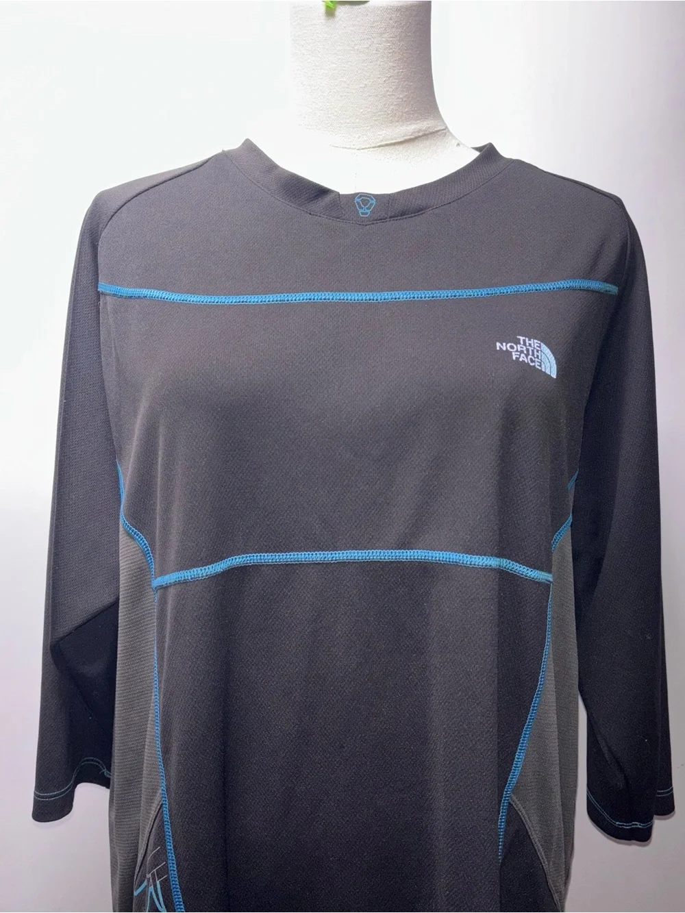The North Face Cryptic Series Technical Performance Athletic Top Size L